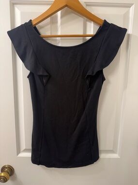 Express Black Women's Ruffle Short Sleeve Top in Black